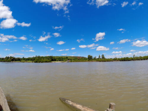 Traversée de la rivière Moira